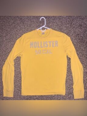 Hollister Y2K Bright Yellow Crewneck 'HOLLISTER SO CAL' Long Sleeve